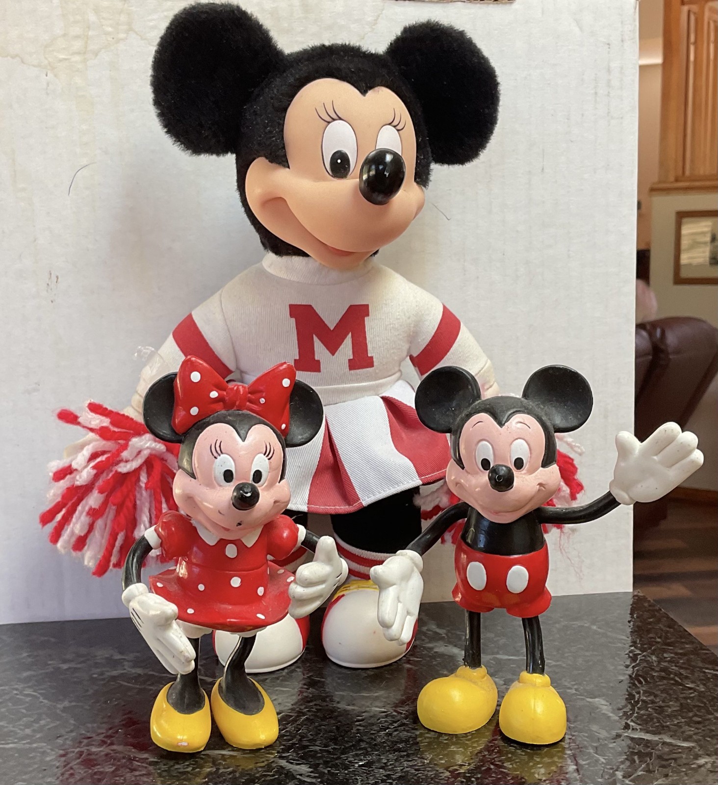 Vintage Applause Minnie Mouse Cheerleader Doll & Mickey Minnie Figurines Lot