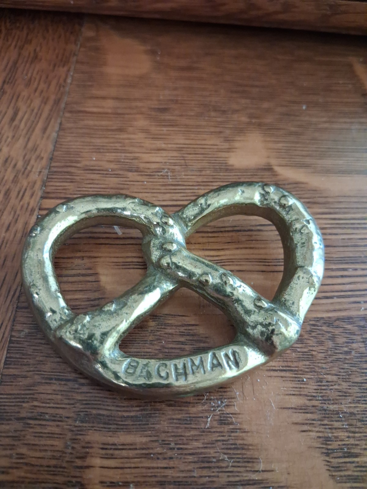 Vintage 1960s Bachman Brass Pretzel Advertising Paperweight HYDE PARK Penn
