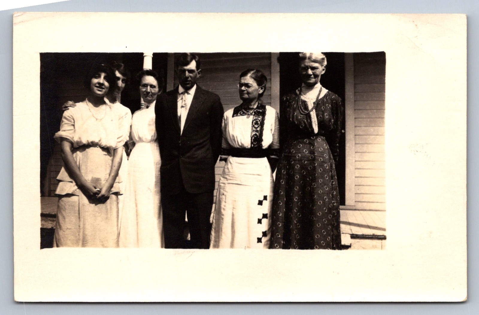 Postcard RPPC Group of Adults in Front of a House 1914  N219