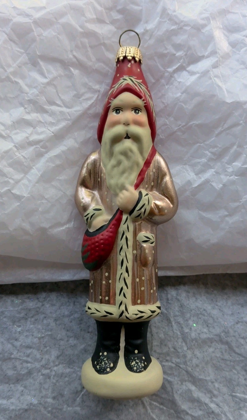Vaillancourt Folk Art Ornament Santa Vaillancourt Folk Art Ornament Santa
