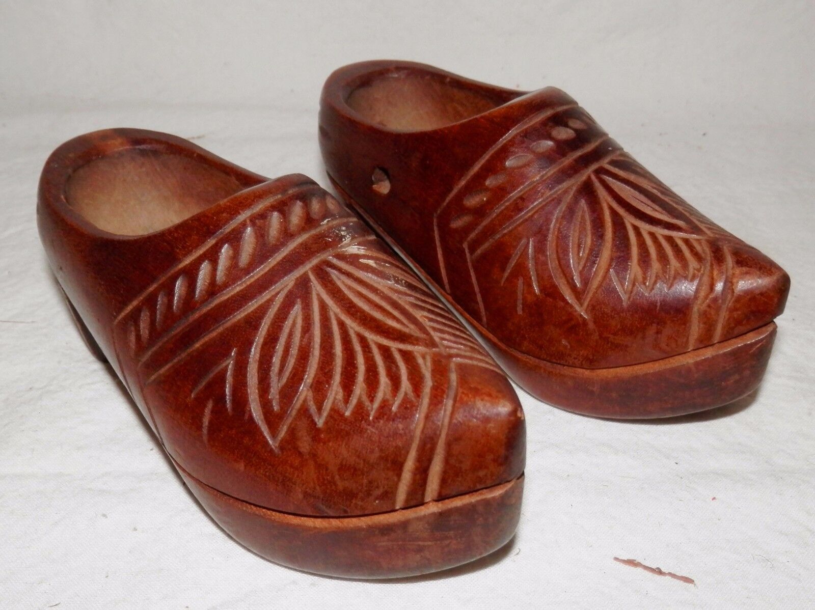 Miniature Wooden Wood Carved Handcrafted Clogs Shoes 5\