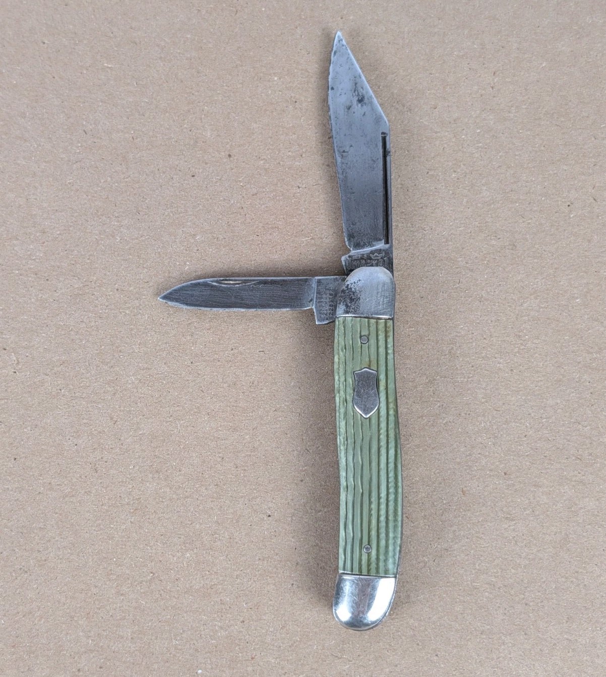 Vintage Imperial USA 2-Blade Folding Pocket Knife Green Striped Handle