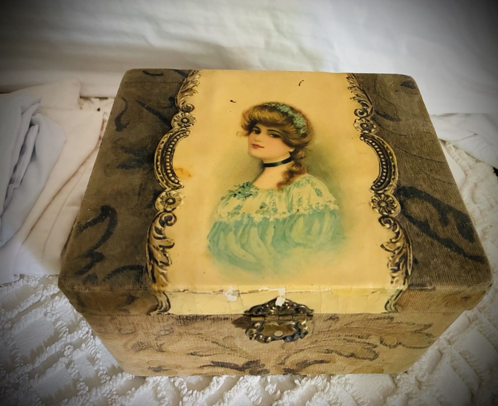 Antique Celluloid Vanity Jewelry Box Decoupage Victorian Lady Portrait Velvet