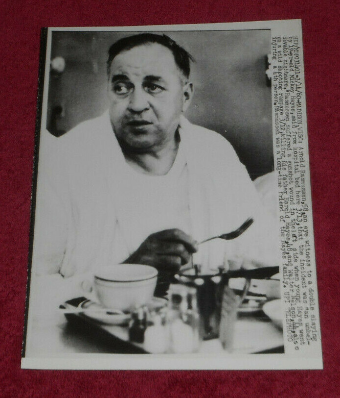 1960 Press Photo Arnold Rasmussen Witness To Jon \