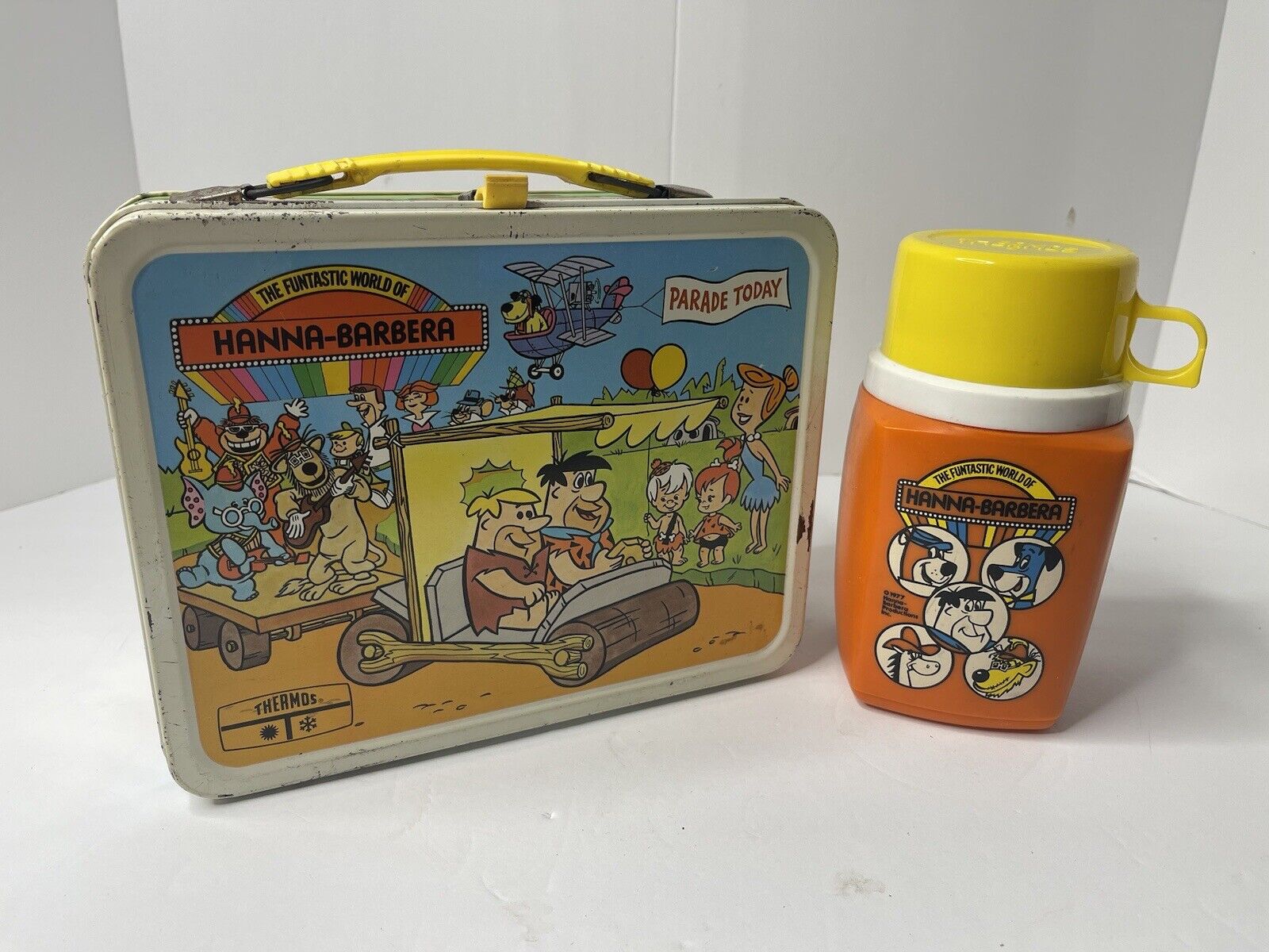 Vintage 1977 Funtastic World of Hanna Barbera Metal Lunchbox w/ Thermos - Clean