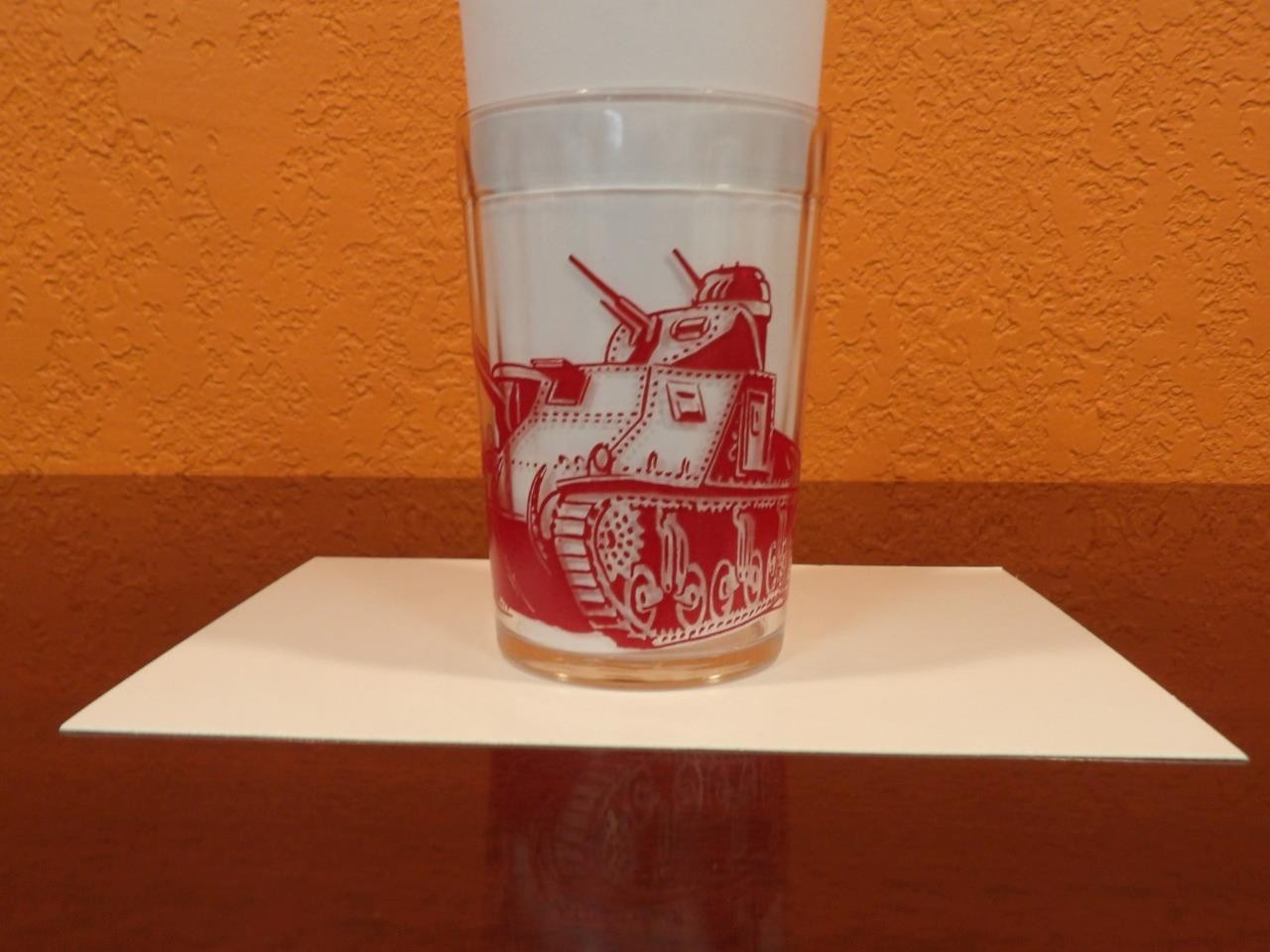 1941 VINTAGE HAZEL ATLAS WORLD WAR II U.S. ARMY M-3 TANK DRINKING GLASS EXC.