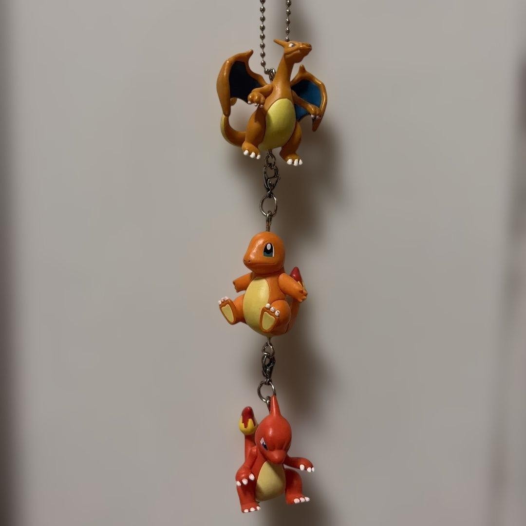 Pokemon Charmander Charmeleon Charizard Linked Keychain