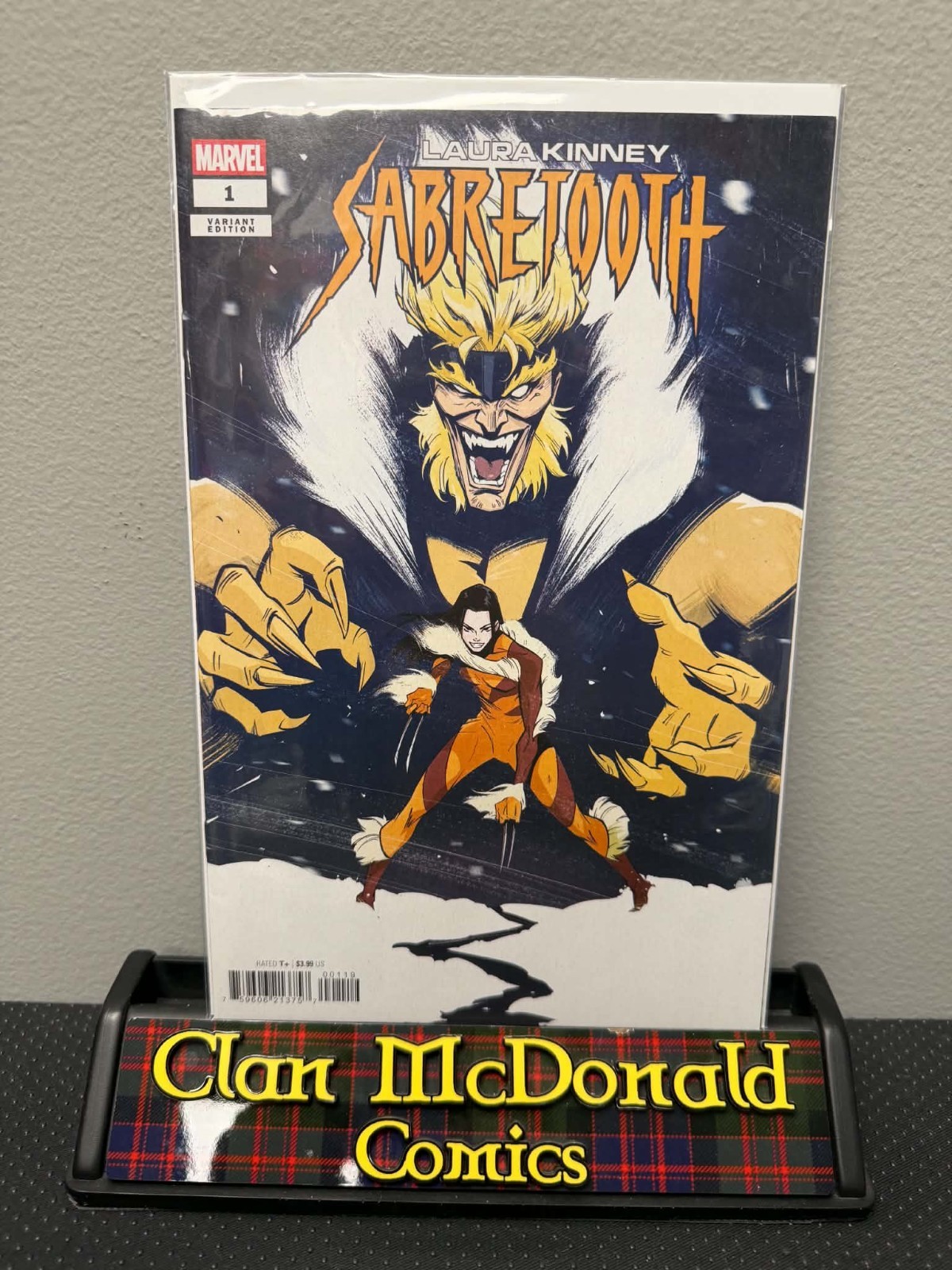 Laura Kinney: Sabretooth #1 1:25 Variant Cover