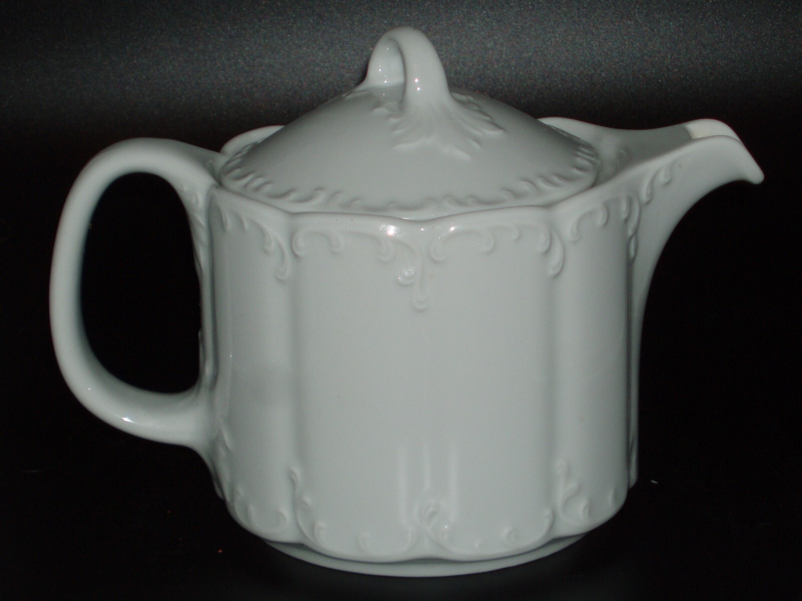 MONBIJOU by ROSENTHAL White Embossed TEAPOT AND LID