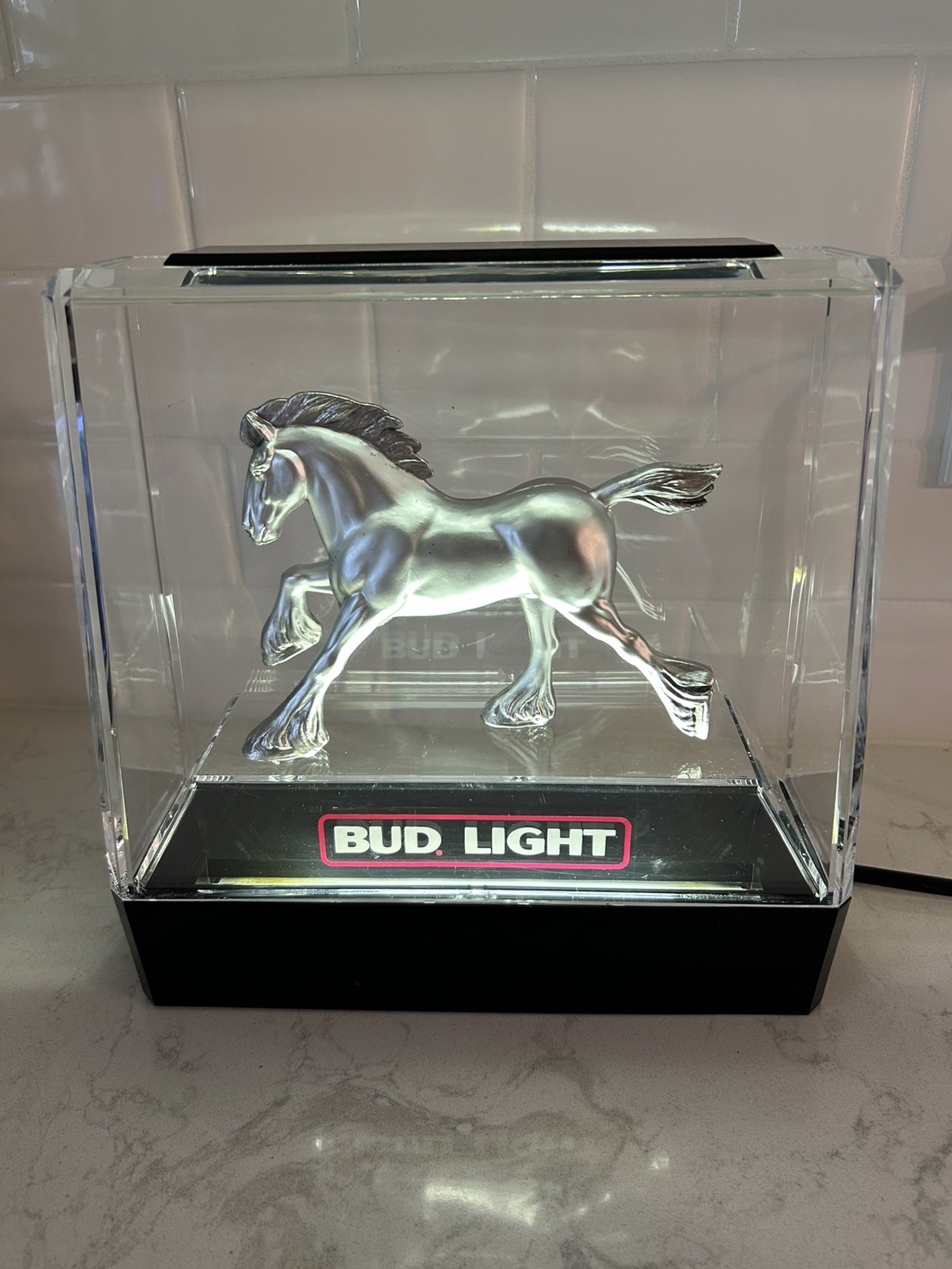 Vintage Bud Light Silver Budweiser Clydesdale Horse Light Up Bar  Sign