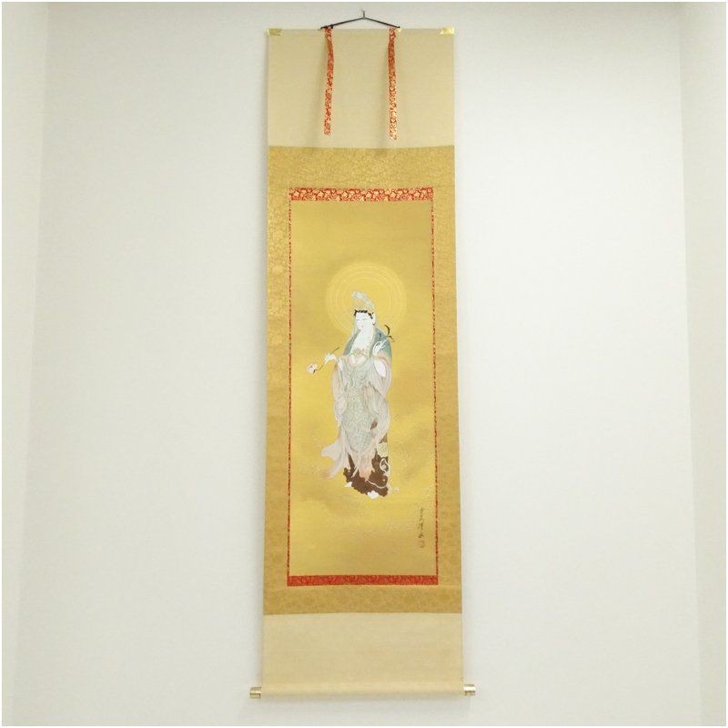 Sawai Takamin Kannon Hanging Scroll Silk Art Antique Wall Decor Good Condition