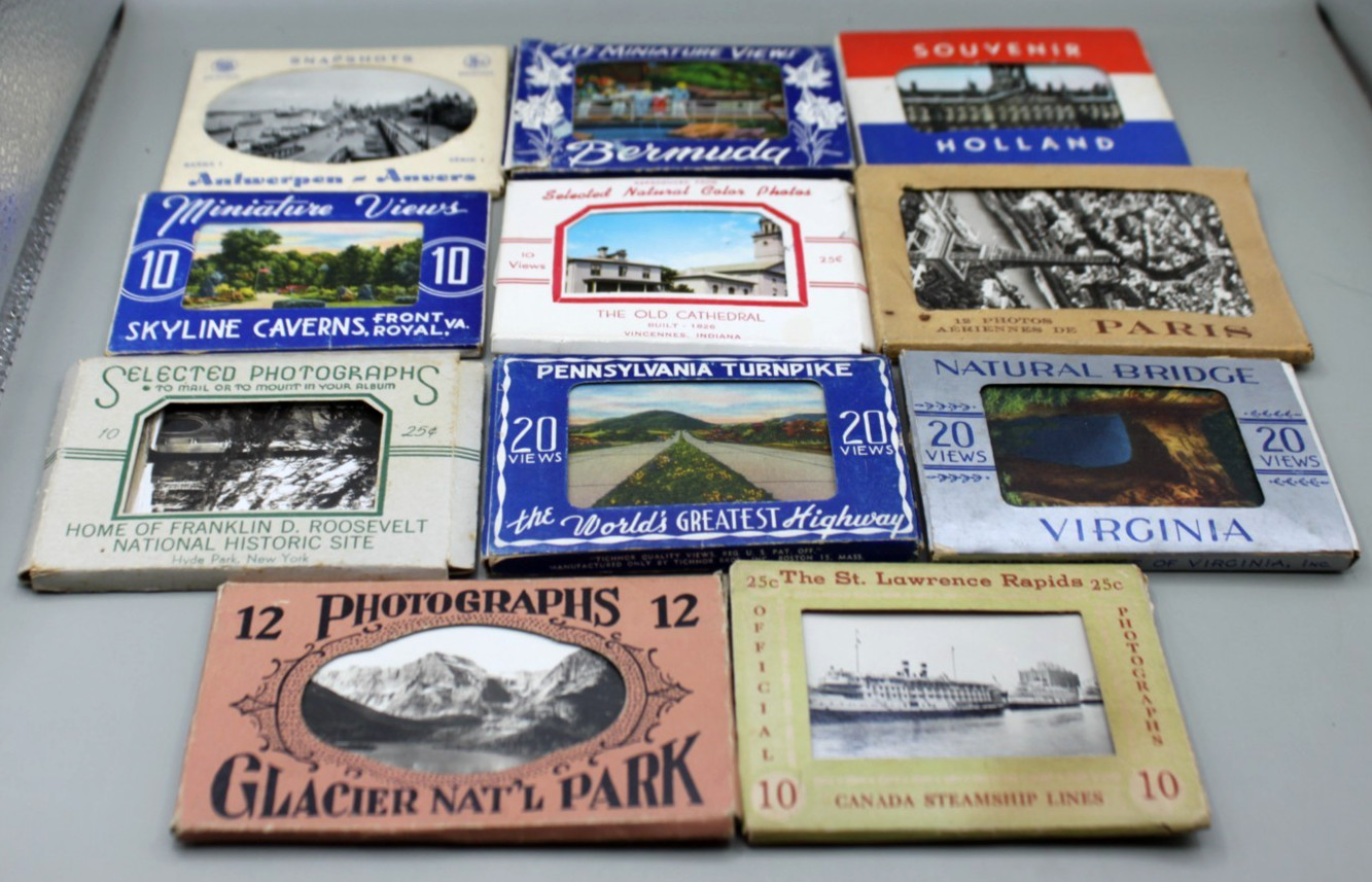11 Vintage Souvenir Photo Packs, miniature photo books