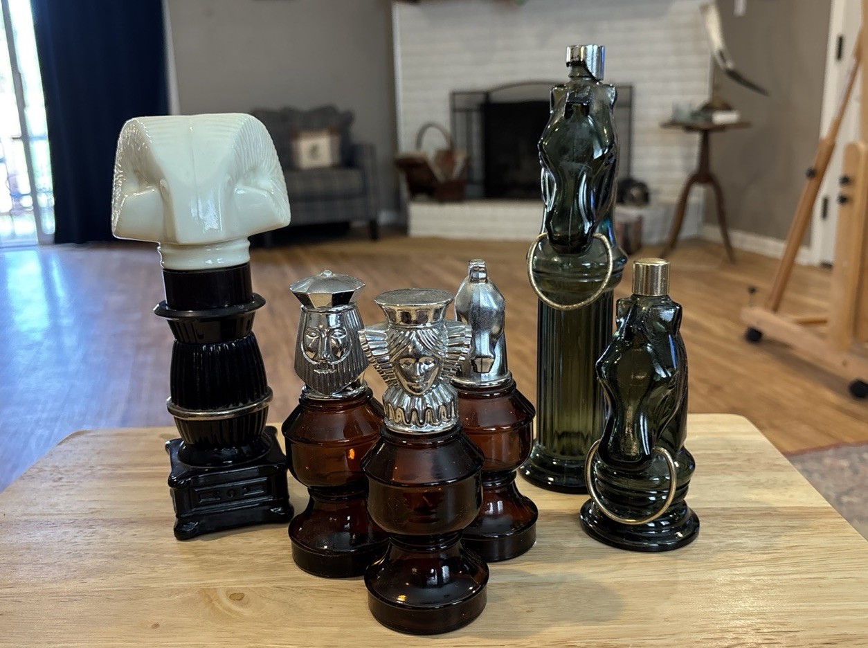 6 Vintage Avon Perfume Bottles 3 Chess Pieces, 2 Pony Post And Ram Head 6 Vintage Avon Perfume Bottles 3 Chess Pieces, 2 Pony Post And Ram Head
