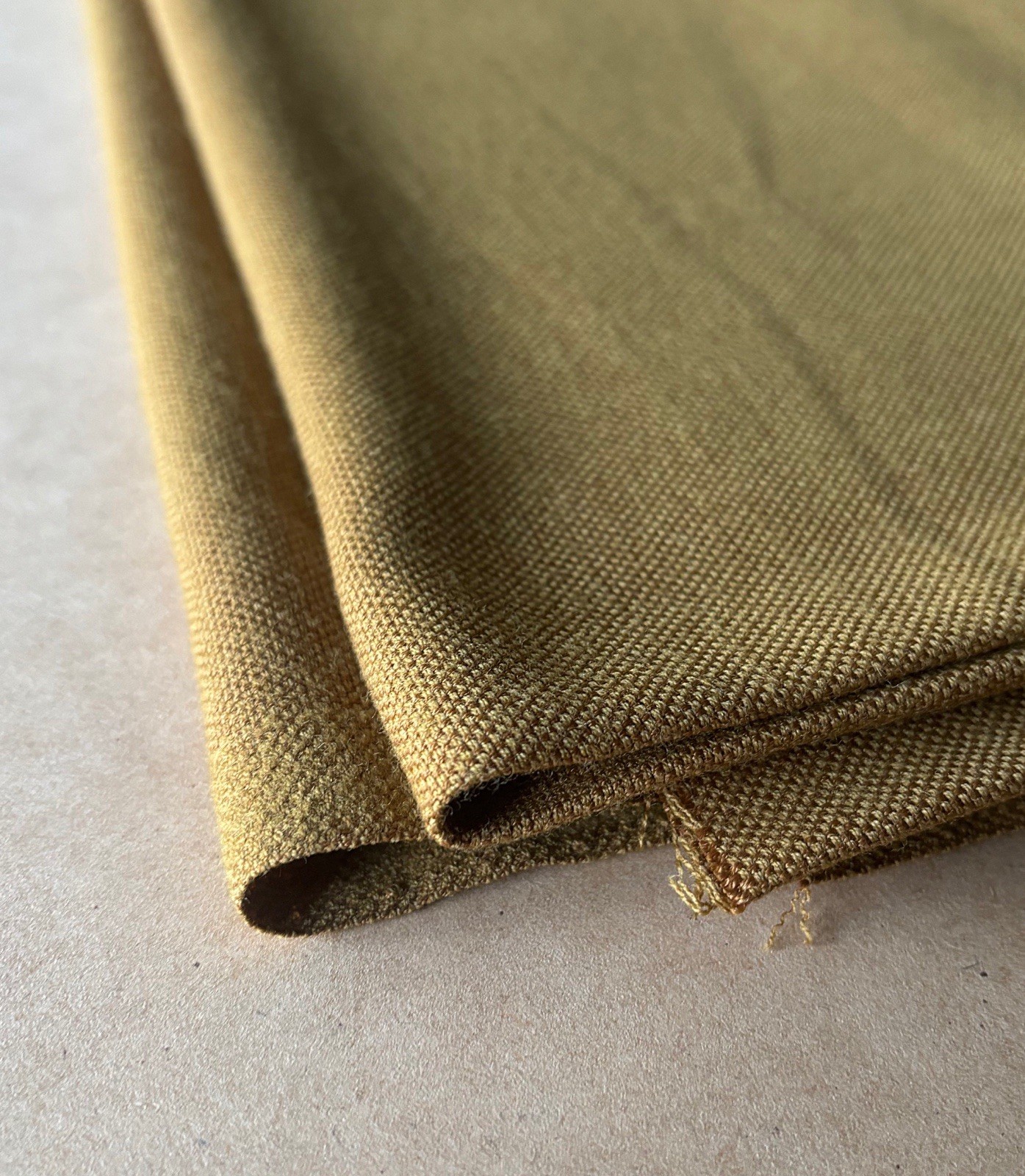 Vintage Deadstock Fabric Woven British Khaki 1yd Summer Hopsack ••