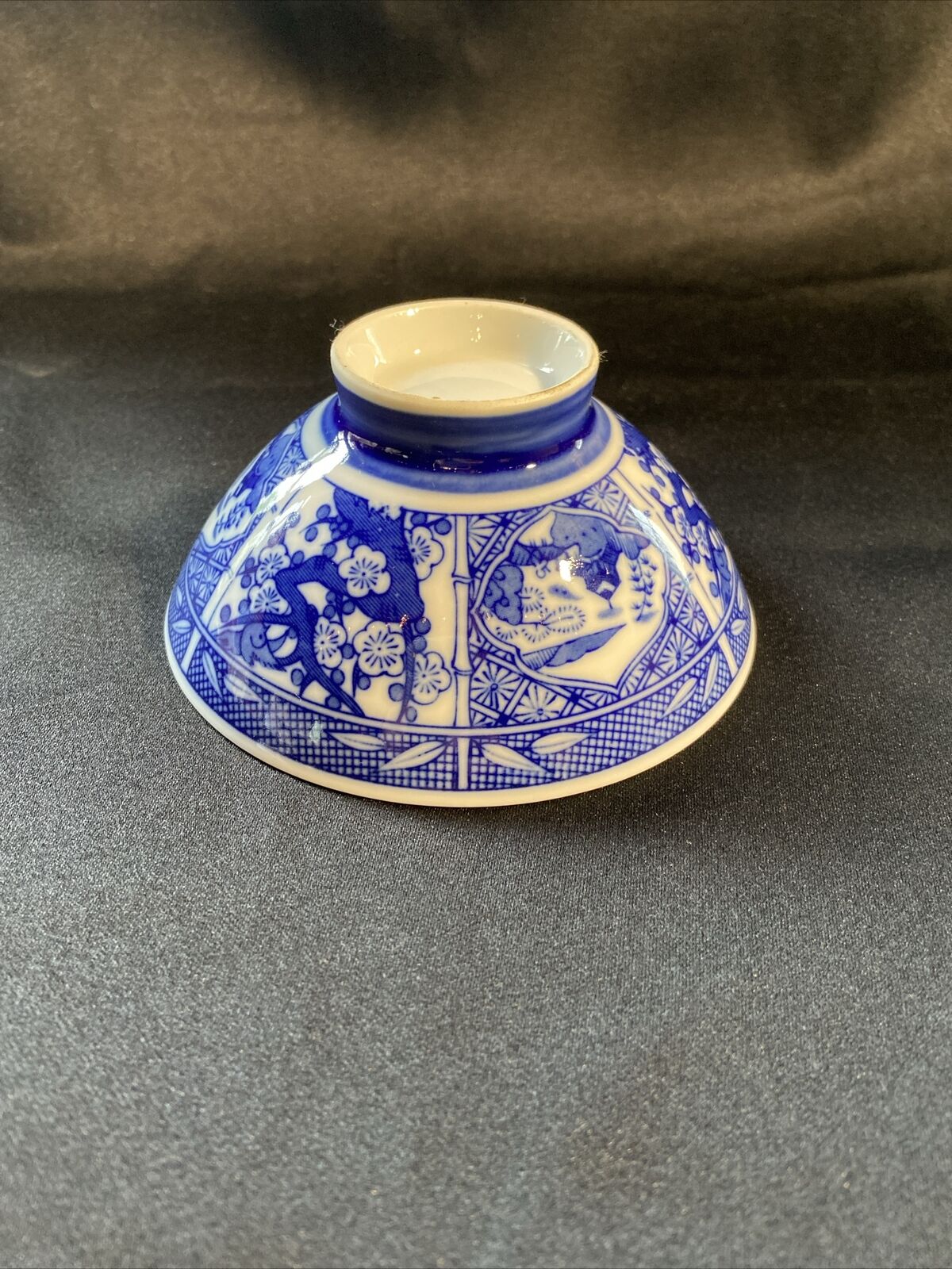 Vintage Footed Rice Bowl Asian/Oriental