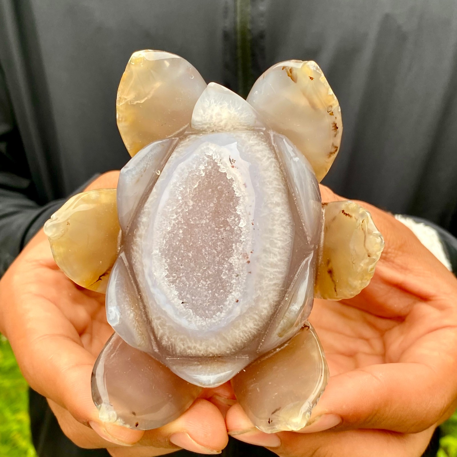 345G  Drunken agate lotus hand carved meditation crystal display decoration