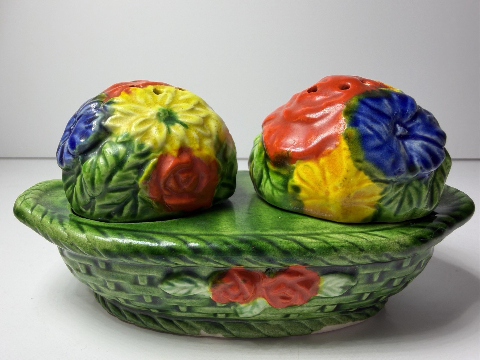 Vintage Ceramic Floral Bouquet Salt & Pepper Shakers, MCM, 3 PC Set Vintage Ceramic Floral Bouquet Salt & Pepper Shakers, MCM, 3 PC Set