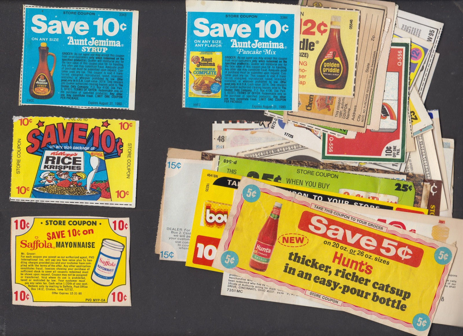Lot (40 Vintage 1970\'s Grocery Store Coupons