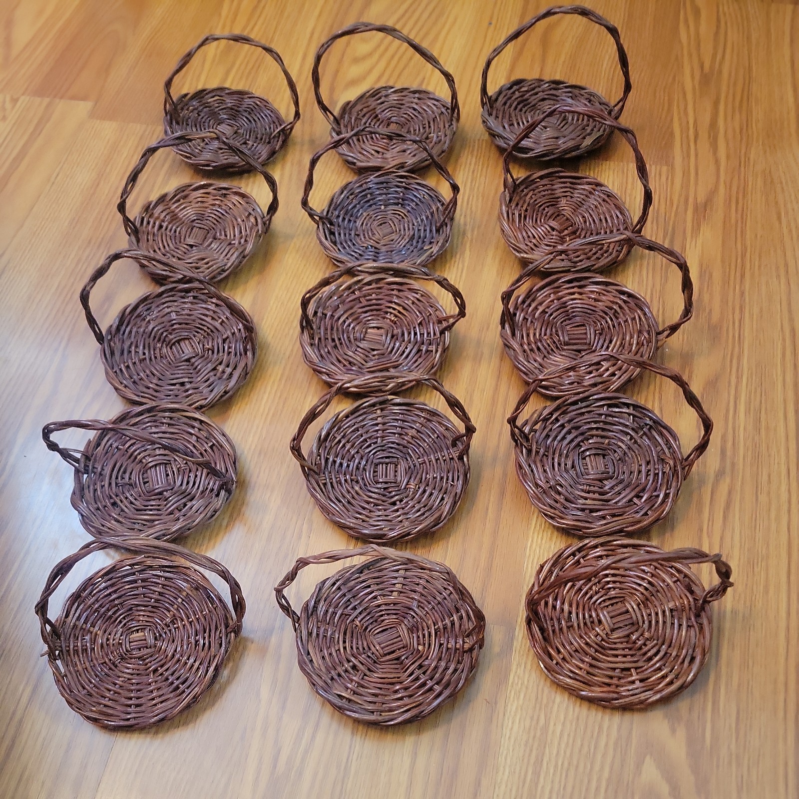 Lot of 15 Wicker 4