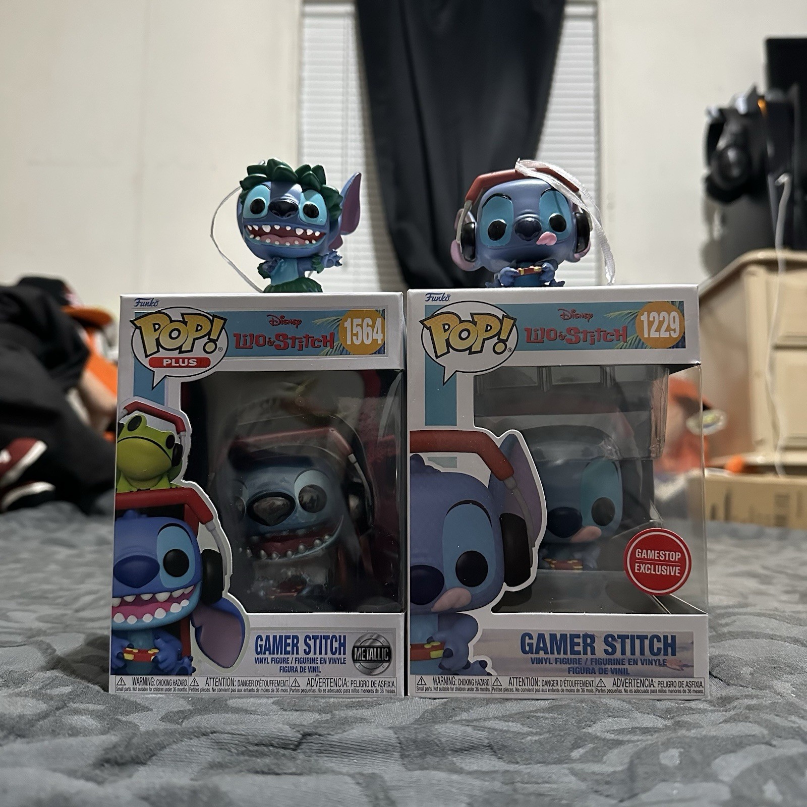 Disney Lilo & Stitch Gamer Funko Pop 1229 1564 Metallic GameStop + Ornaments Lot