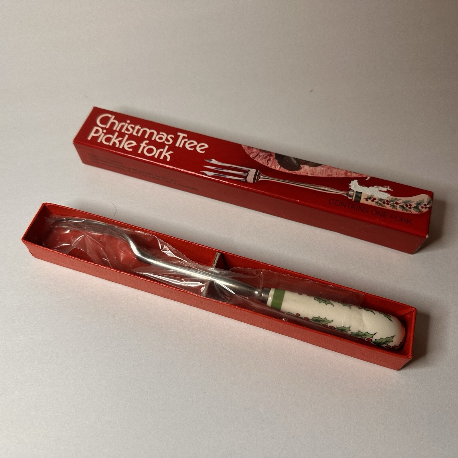 VINTAGE SPODE CHRISTMAS TREE PATTERN PICKLE FORK W/ ORIGINAL BOX