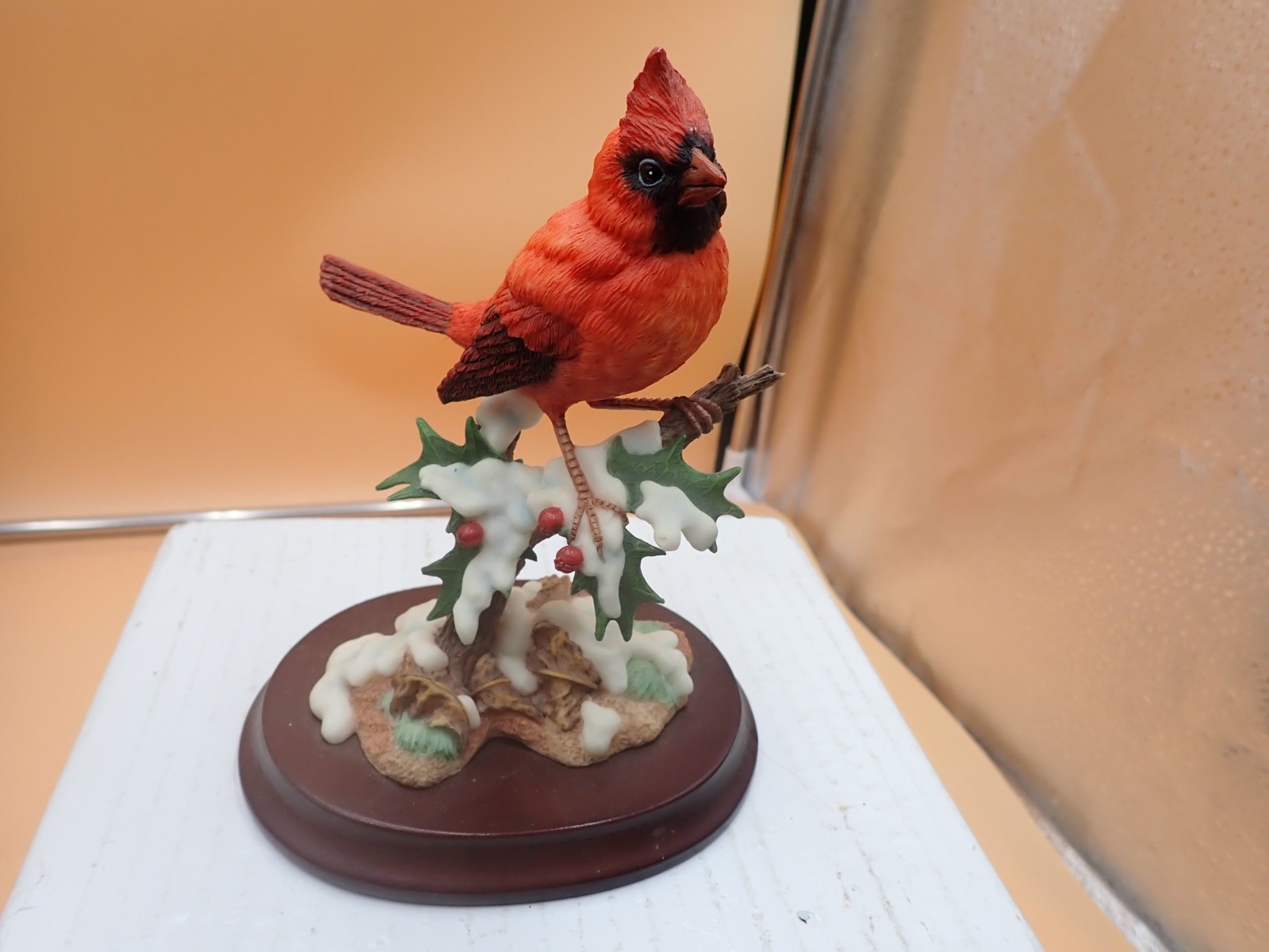 Vintage Maruri USA Cardinal-Holly Snow Bird Figurine Premiere bird coll PB-2024 Vintage Maruri USA Cardinal-Holly Snow Bird Figurine Premiere bird coll PB-2024