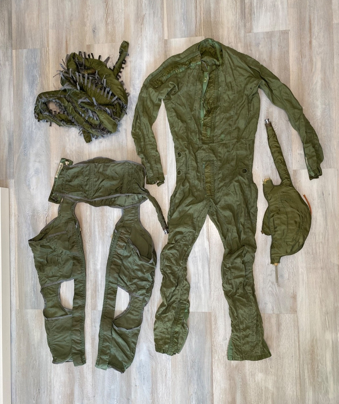 Vintage AIR Force Mig Pilot Flight Suit VVK 6M Soviet Era Original Military Vintage AIR Force Mig Pilot Flight Suit VVK 6M Soviet Era Original Military