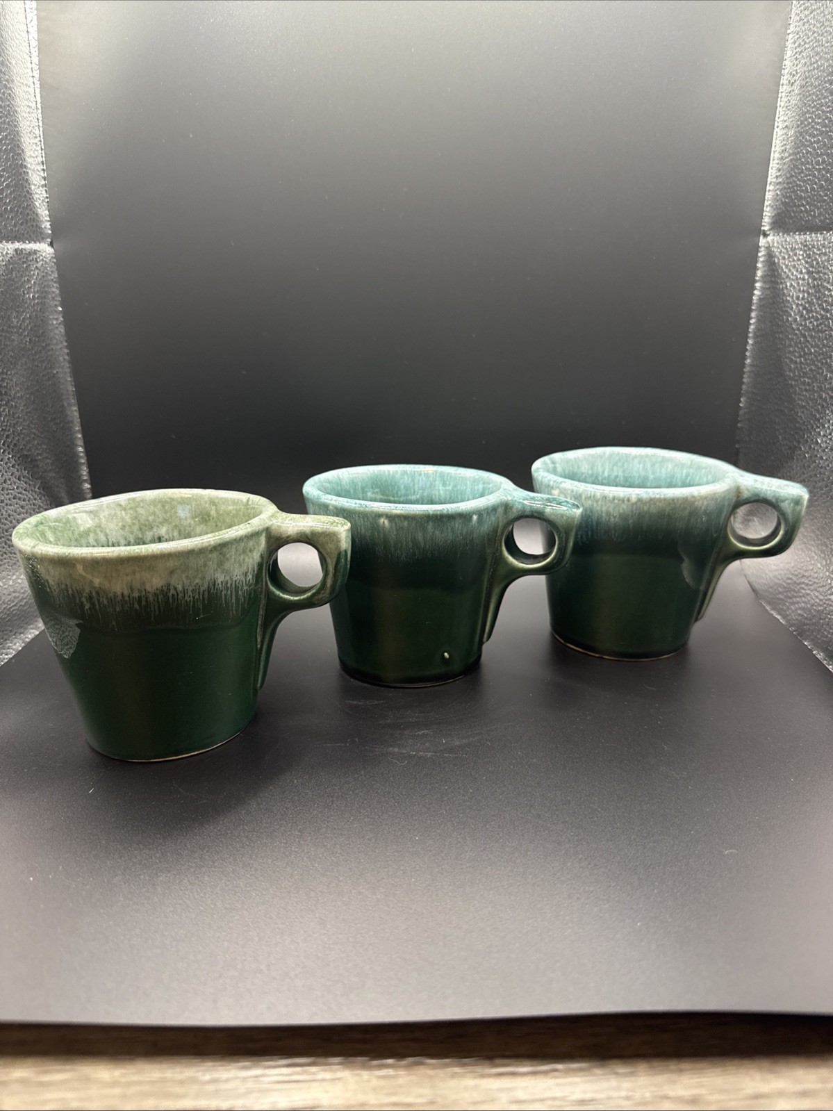 HULL OVEN PROOF USA AGATE GREEN DRIP MUGS COFFEE CUPS Beautiful Cottage Core (3) HULL OVEN PROOF USA AGATE GREEN DRIP MUGS COFFEE CUPS Beautiful Cottage Core (3)
