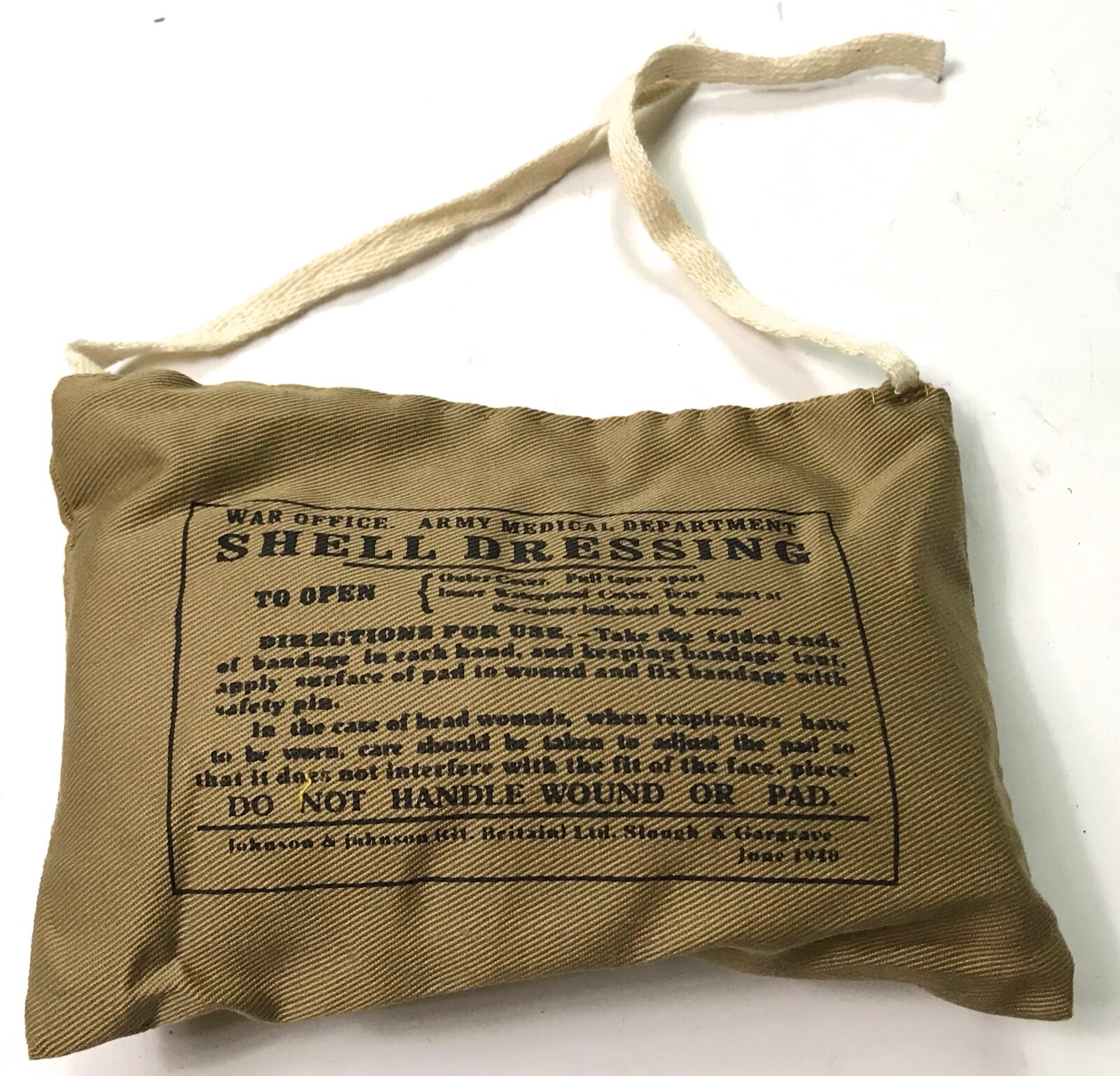  WWII BRITISH & US ISSUE MEDIC MEDICAL FIRST AID FIELD DRESSING BANDAGE