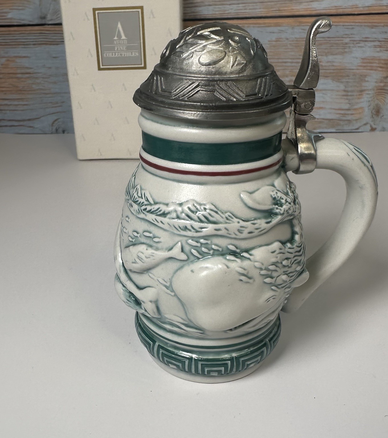 Avon 1992 Endangered Species Sperm Whale Mini Stein, Made in Brazil #080686