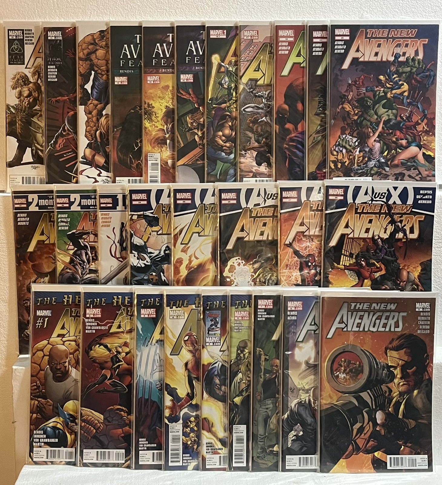New Avengers 1-11, 14-27 + 16.1  + Annuals 1-4  1st Illuminati / Ronin (30) NM 