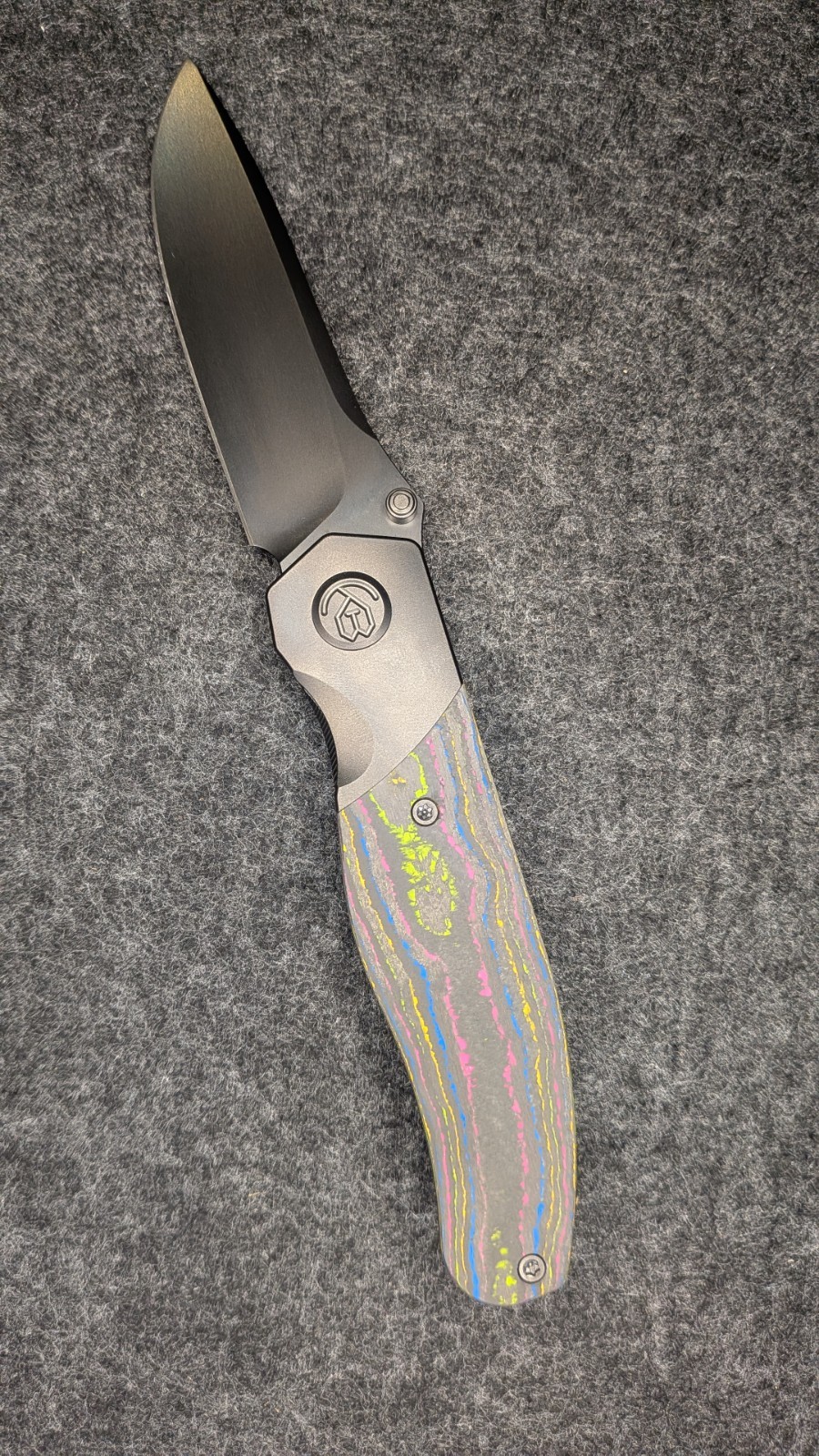 KB Kubey Velvet Snake - Titanium/Fat Carbon - DLC M390 Blade