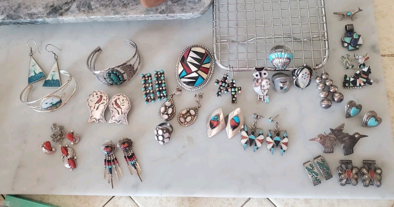 Native American 259g Jewelry lot Zuni Navajo   wearable, sellable,vintage,older