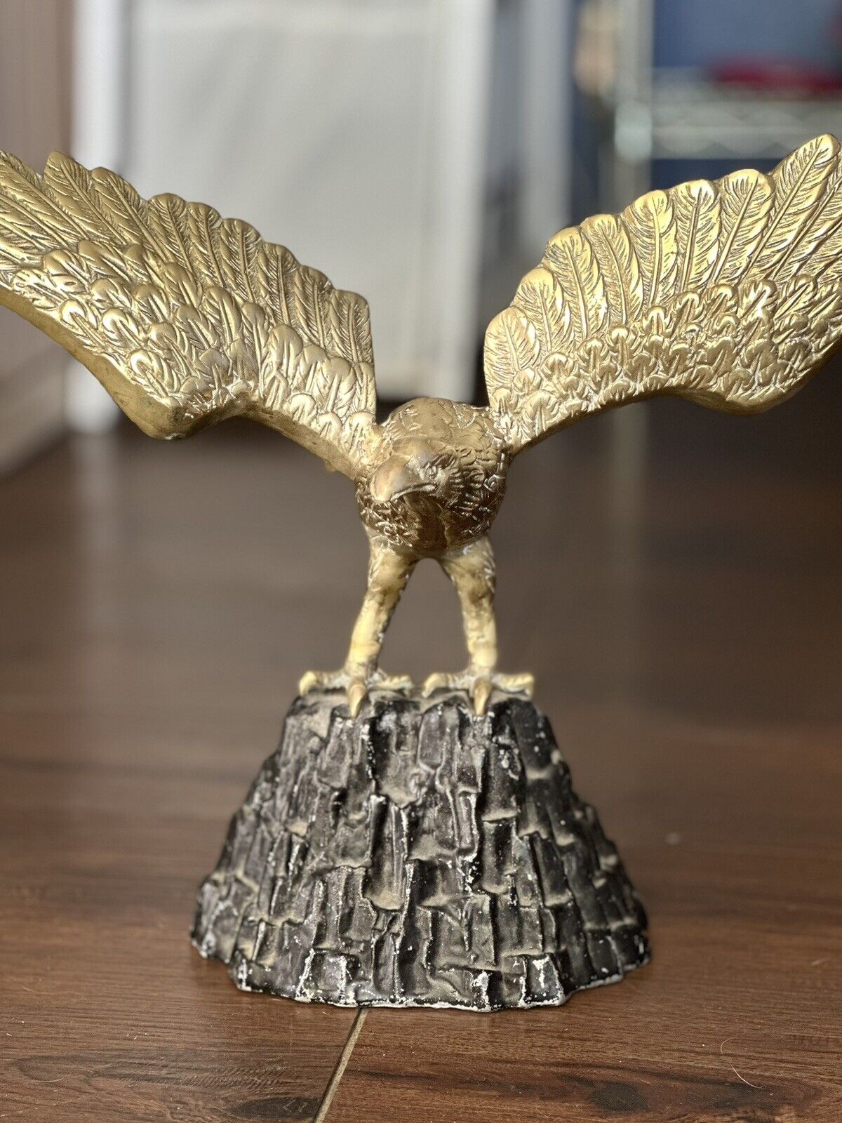 Vintage 18 flying Brass Eagle Landig On Rock/cliff, Brass Eaglesculpture, Flying