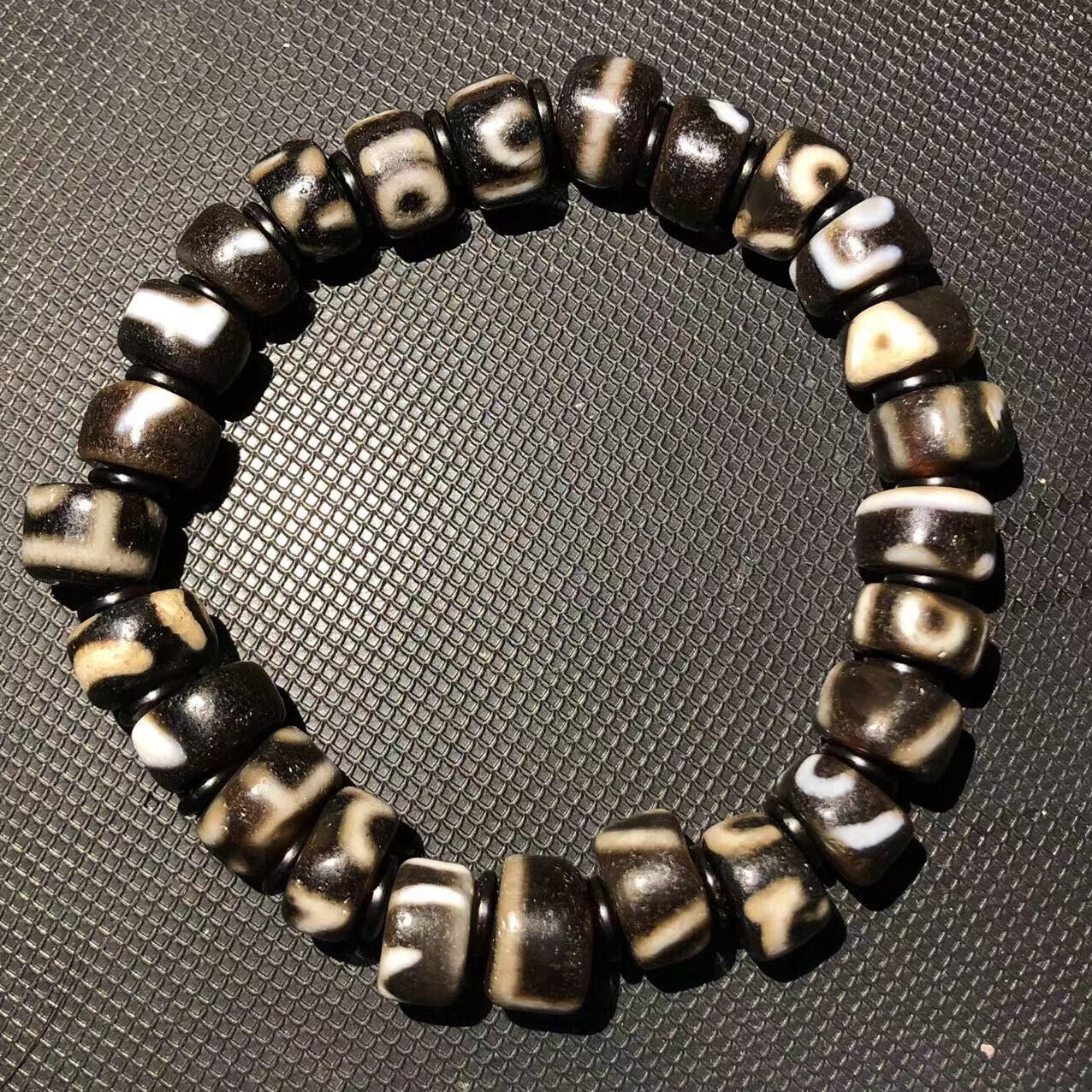 Unique Energy Tibetan Old Agate Unique Shape Totem dZi Bead bracelet