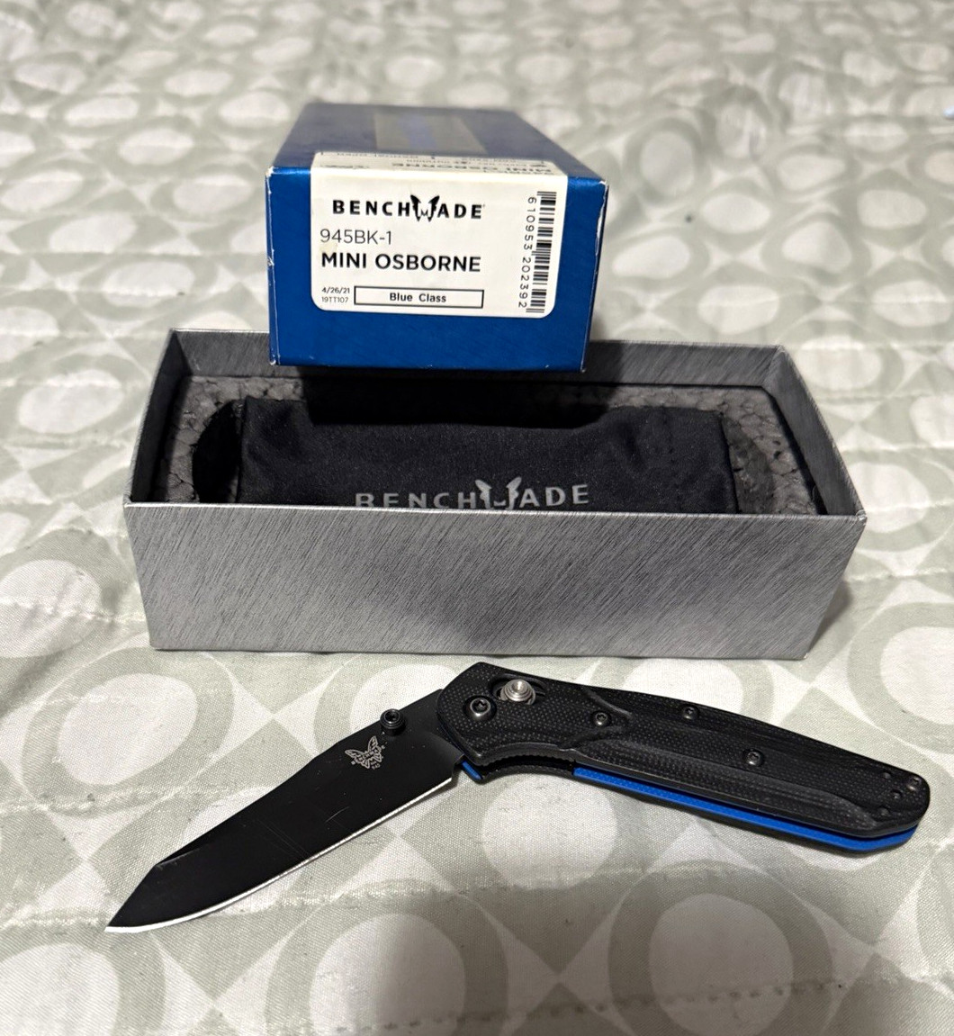 Benchmade 945BK-1 Mini Osborne Black Plain Clip Point Axis Lock G10 Clip