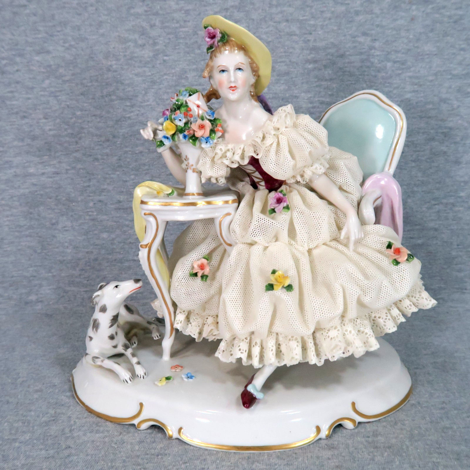 Vintage German Unterweissbach Dresden Lace Porcelain Figurine Lady Floral 8342 Vintage German Unterweissbach Dresden Lace Porcelain Figurine Lady Floral 8342