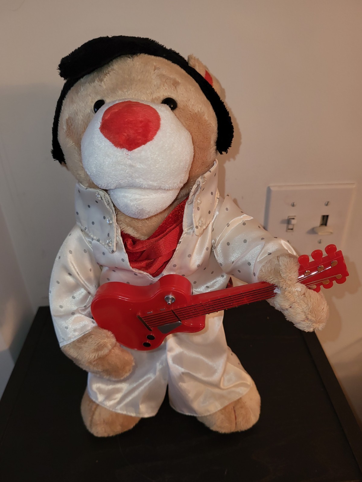 Preferred Plush Elvis Presley Bear Sings All Shook Up Mouth Moves 15\