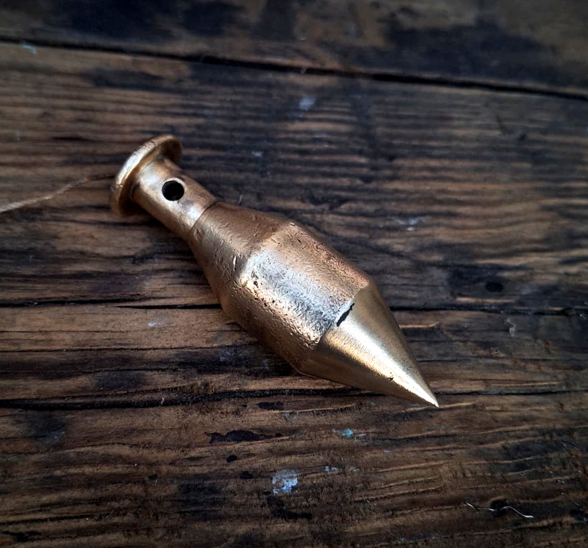 Vintage Solid Brass Hollow Plumb Bob Mason Vertical Level Old Tool 175 Grams Vintage Solid Brass Hollow Plumb Bob Mason Vertical Level Old Tool 175 Grams