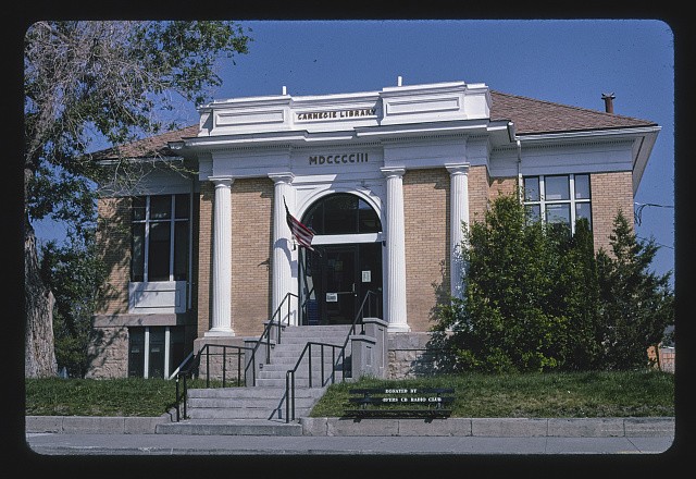 Photo:Carnegie Library, angle 2, Calendar Street, Livingston, Montana