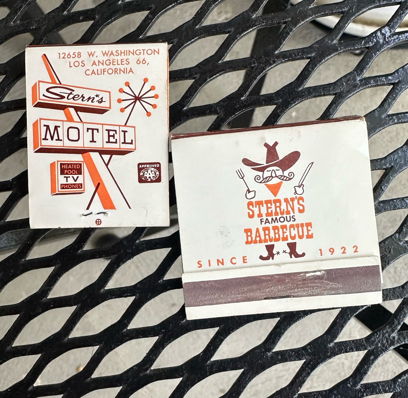 Lot 2 Vintage Stern’s Motel & Barbecue Matchbook Los Angeles CA 1960s