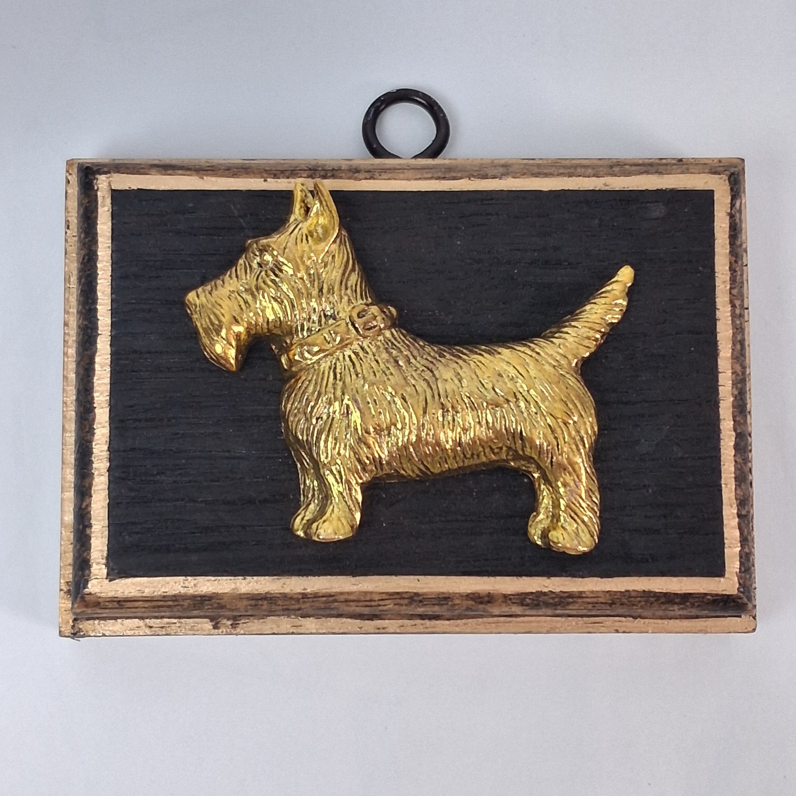 Vintage Scottie Scottish Terrier Dog on Wood Panel Brass Tone Plaque 3x4.5in