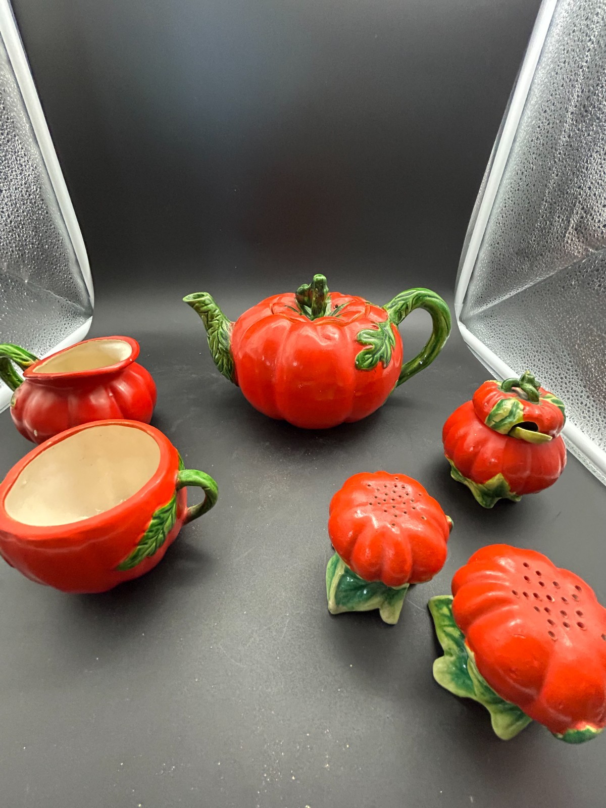Vtg Maruhon Tomato tea kitchen set 6 pc Teapot Jam Jar Cup Shakers Tray Japan