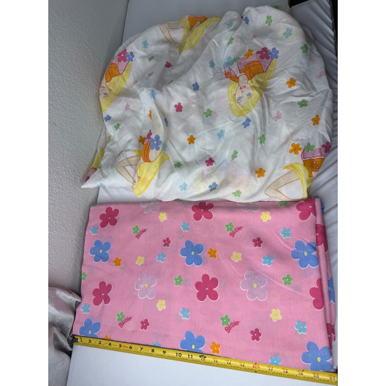 Vintage 1999 Barbie Bed Sheet Set Floral Character Print Pink White Mattel 90s Vintage 1999 Barbie Bed Sheet Set Floral Character Print Pink White Mattel 90s