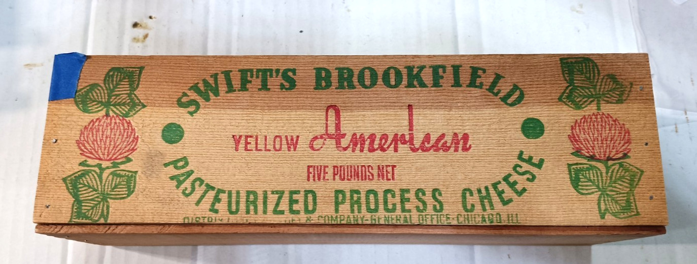 Vintage Swift’s Brookfield Yellow American Cheese Wooden Box 5 lbs.