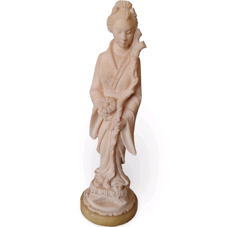 Vintage A. Giannelli 1983 Sculpted Geisha Asian Woman Figurine Statue Decor