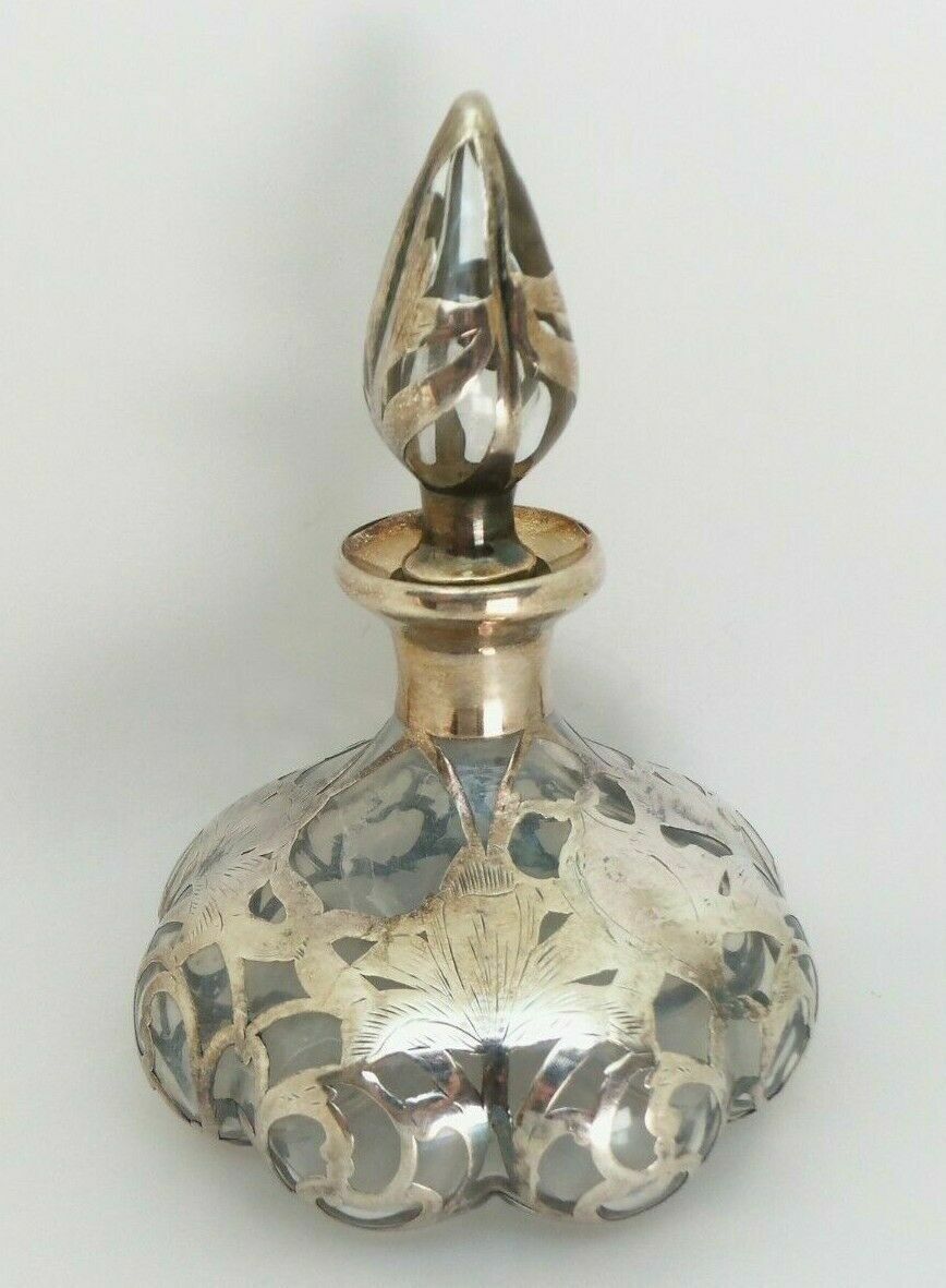  Beautiful Vintage Silver Overlay & Glass Perfume Bottle And Stopper