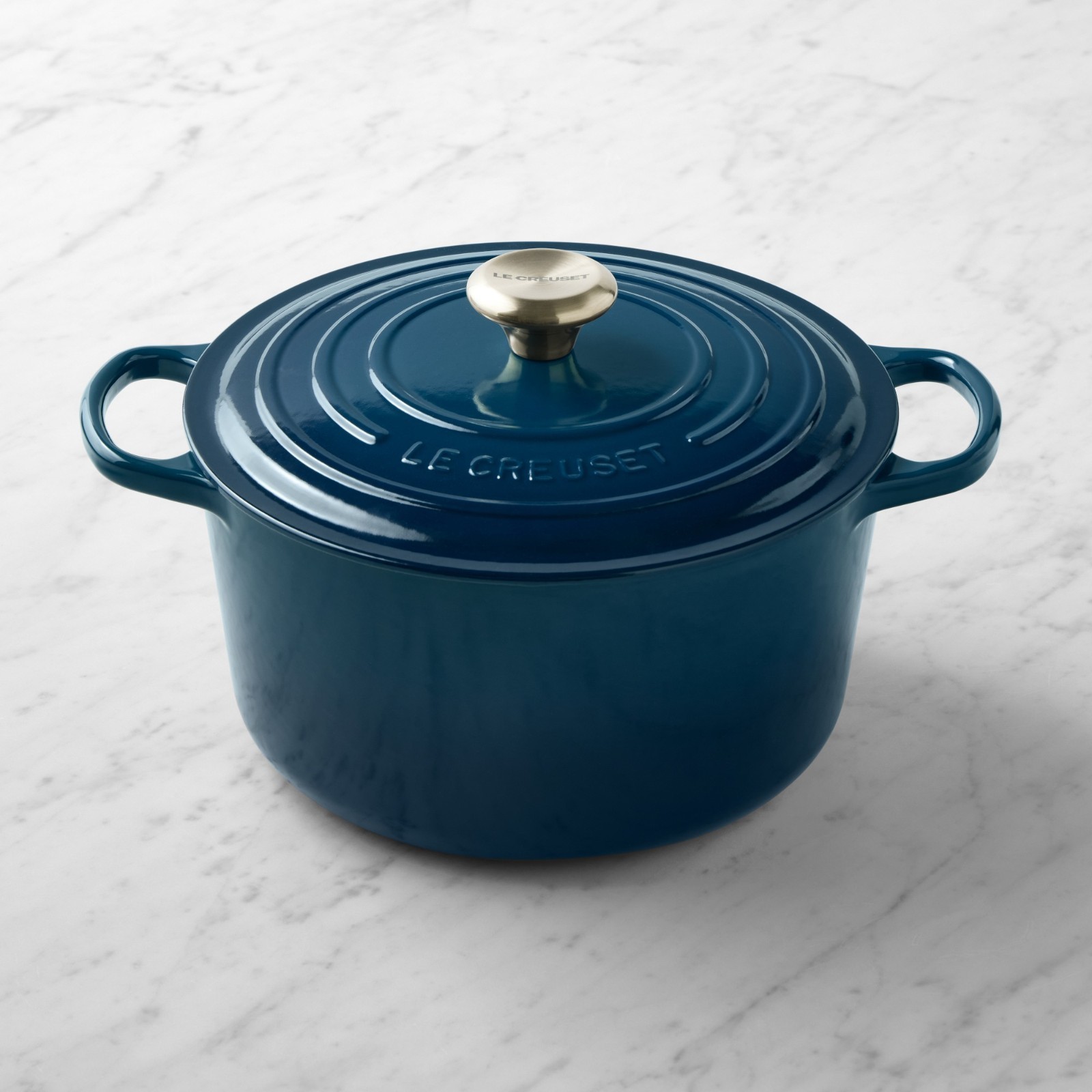 Le Creuset Signature Enameled Cast Iron Deep Round Oven, 6.5-Qt Agave Le Creuset Signature Enameled Cast Iron Deep Round Oven, 6.5-Qt Agave