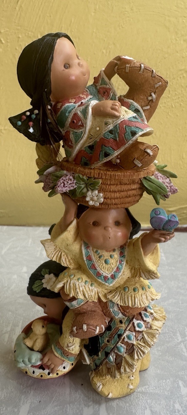 Vtg 1995 Enesco Friends of The Feather 171859 Sister Act Totem Pole READ Vtg 1995 Enesco Friends of The Feather 171859 Sister Act Totem Pole READ