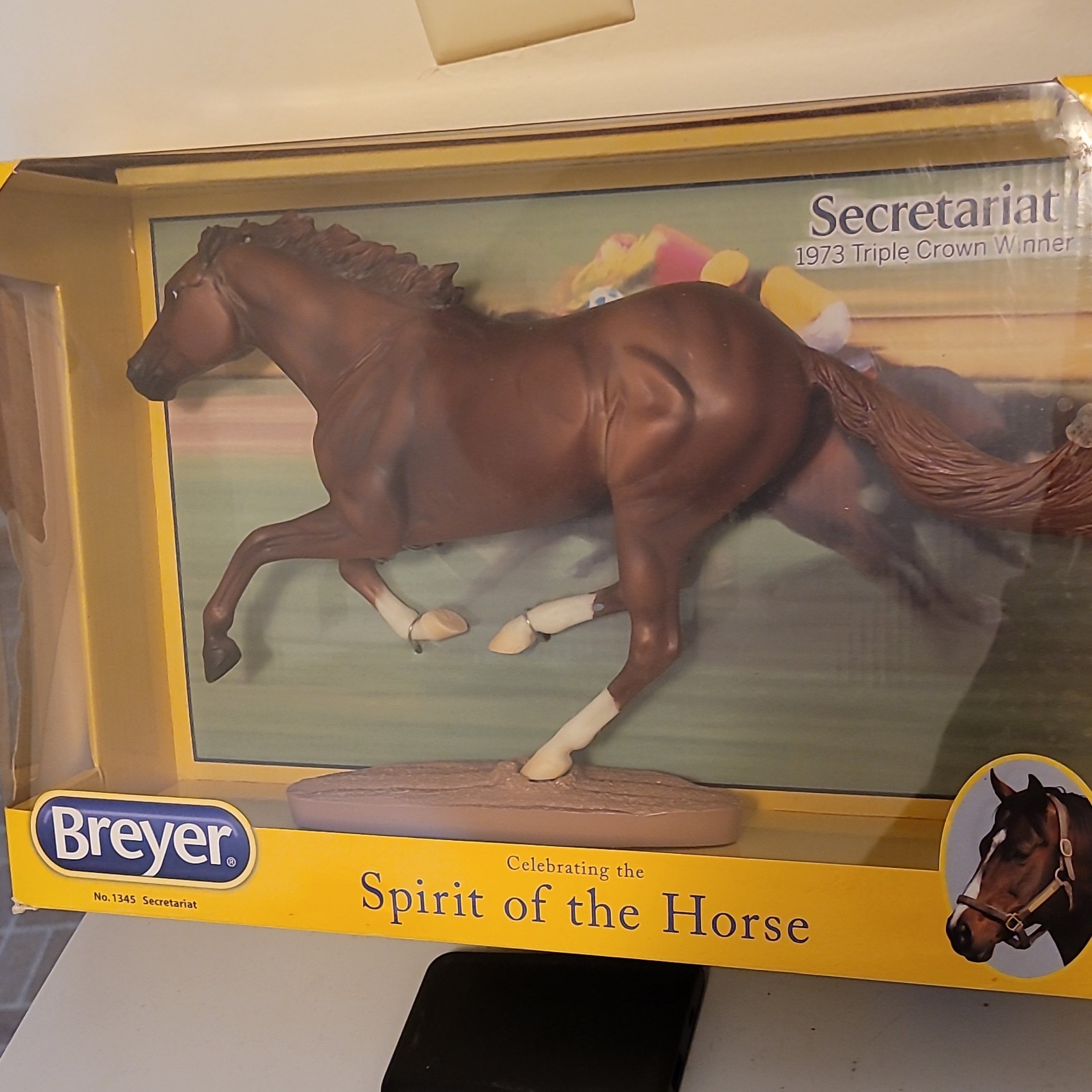 Breyer Traditional Size 1973 Triple Crown Winner Secretariat #1345 SEALED BOX Breyer Traditional Size 1973 Triple Crown Winner Secretariat #1345 SEALED BOX